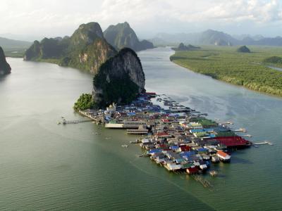 Phang-nga Bay (James Bond Island)