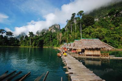 OVERNIGHT KHAO SOK LAKE RAFT HOUSE