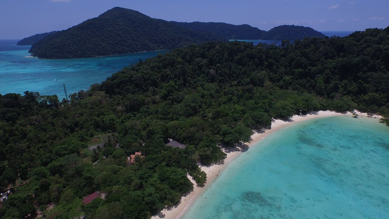 Surin Snorkeling by speedboat