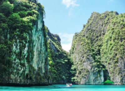 Phi Phi Snorkeling by speedboat