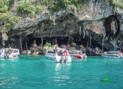 Phi Phi Snorkeling by speedboat