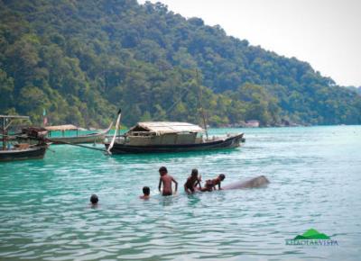 Surin Snorkeling by speedboat